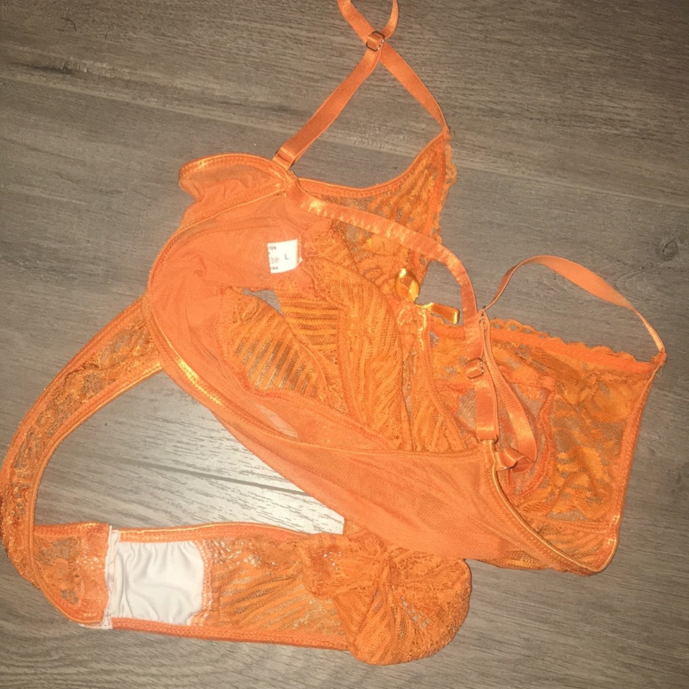 Body suit - Picture 3 of 4